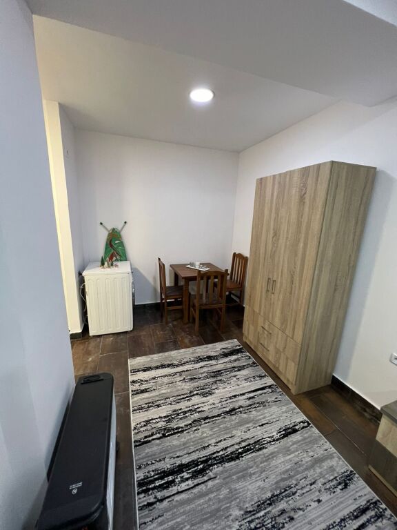 GARSIONERE 35000 LEKE.FAKULTETI I MJEKSIS