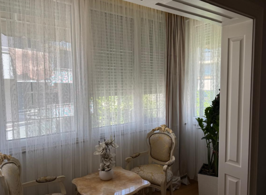Apartment 3+1+2 with Garage &amp; Storage for Sale – Paris Municipality