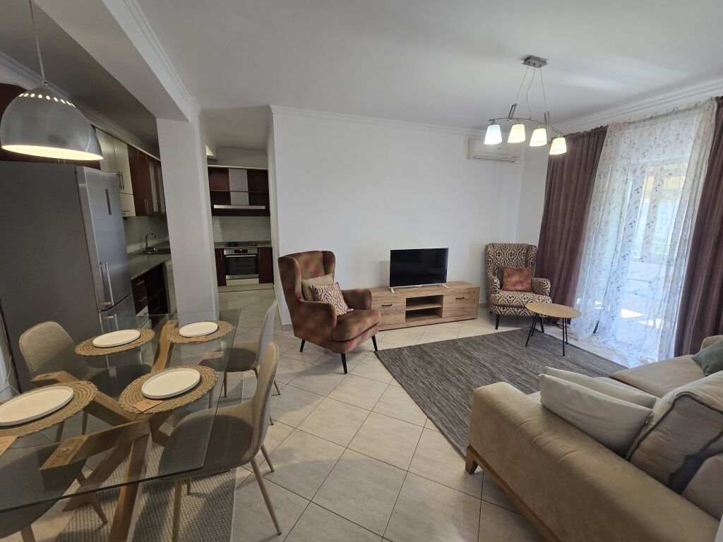 2+1/Qera📍Bulevardi zogu I pare 📌700€