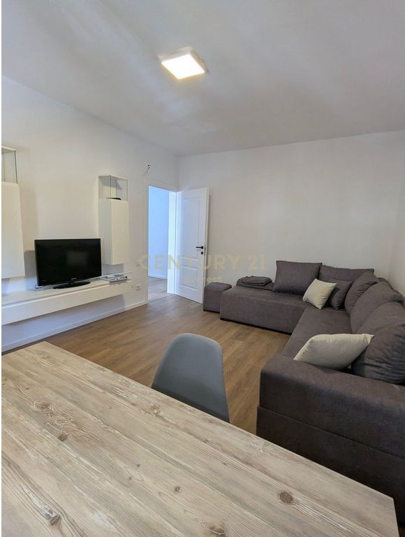 Apartament 1+1 per shitje ne Laprake