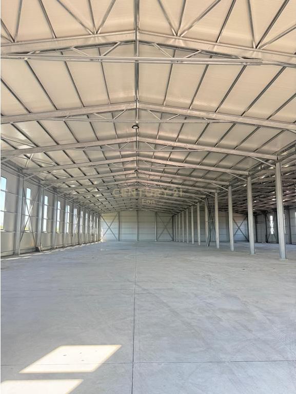 Warehouse &amp; Multifunctional Space for Rent in Strategic Location!
