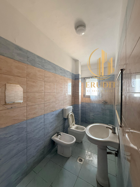 Apartment 1+1 for Sale, Vlora, Central area, near the turn for Kanina