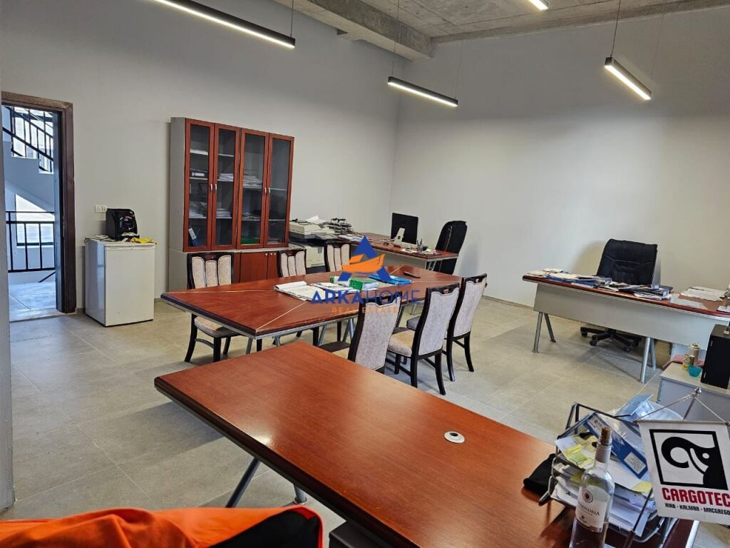 BUSINESS UNIT FOR SALE 52M2 "AT JORDAN MISJA STREET" 156,000 EURO