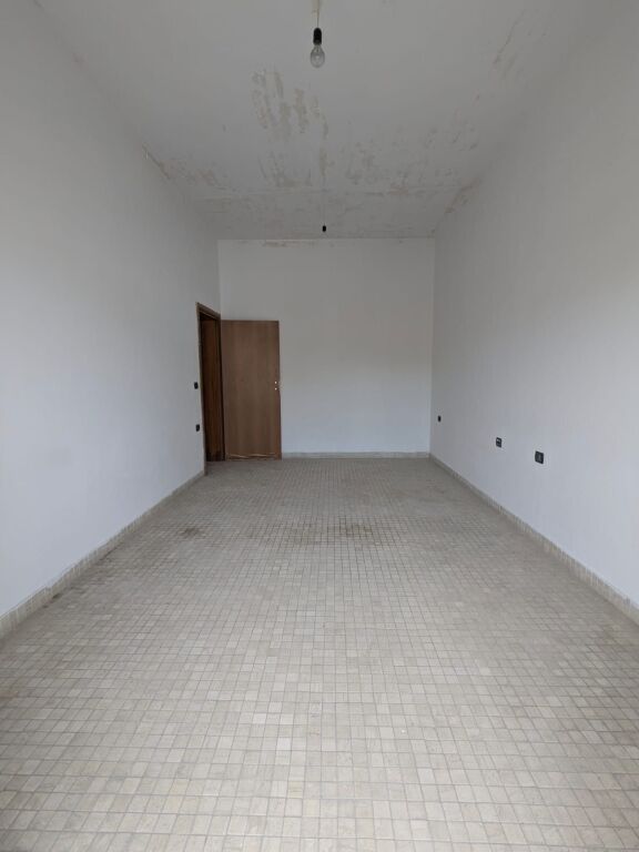OKAZION SHITET APARTAMENT 2+1 PRANE GJENDJES CIVILE VLORË