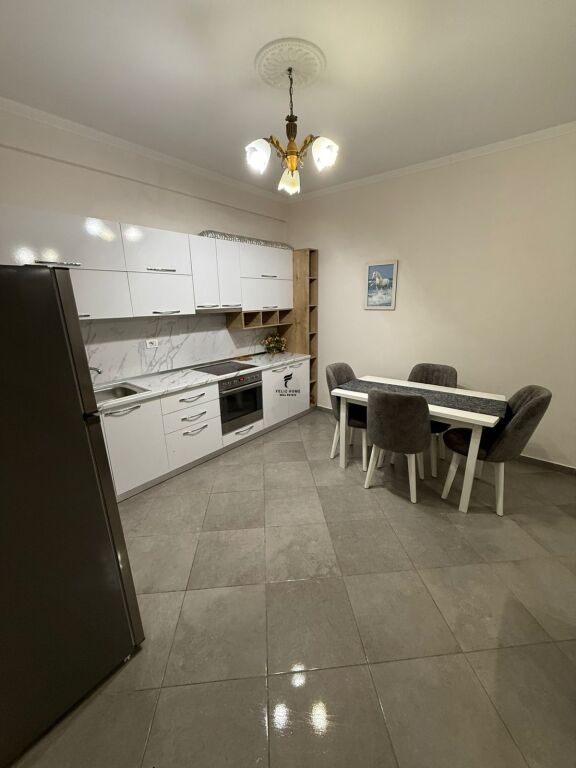 APARTAMENT ME QERA 1+1 ASTIR 50.000 LEKE FH-80466