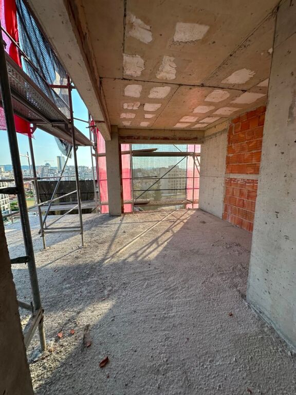 🏡 Shitet Apartament 1+1 pranë Shkollës së Kuqe - Widok 4