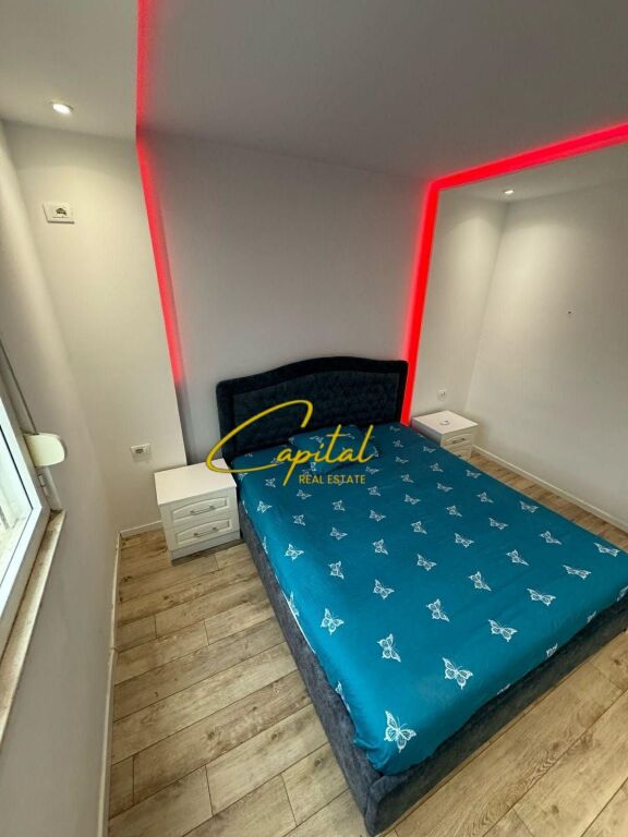 APARTAMENT ME QIRA 1+1 21 DHJETORI 60.000 LEKE
