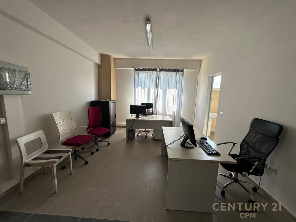 Industrial Warehouse for Rent – Prush, Tirana