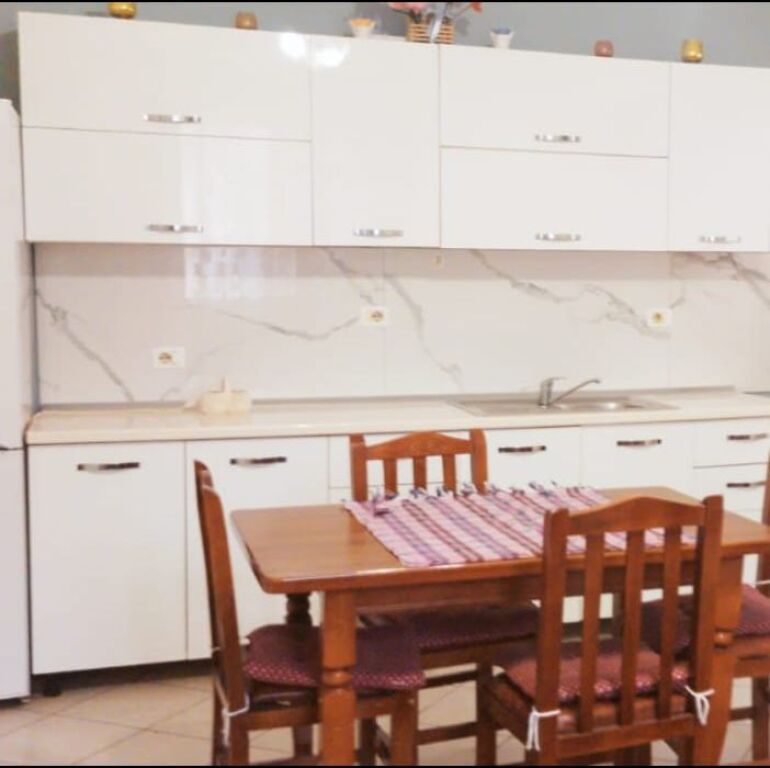 APPARTAMENTO 1+1. 22000 LEKE E APPARTAMENTO 1+1.27000 LEKE. COMPLESSO MONTENEGRINO