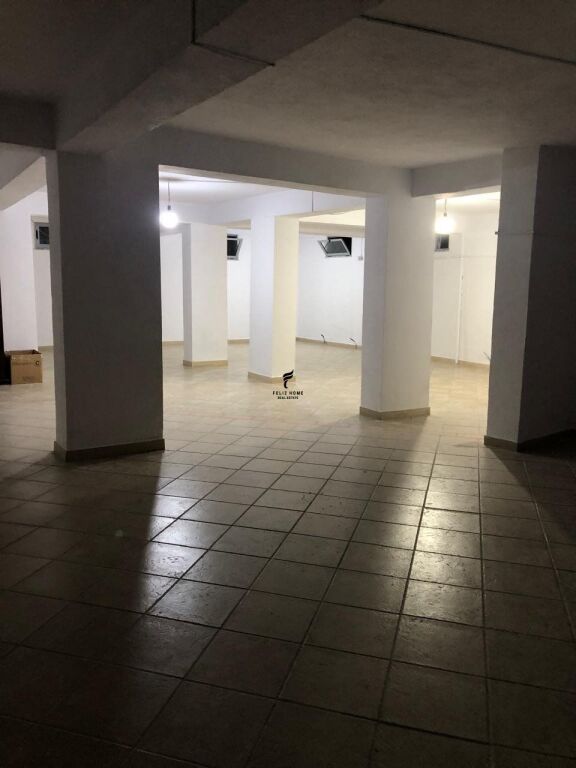 WAREHOUSE FOR RENT 130 M2 21 DECEMBER 60,000 LEKE FH-80475