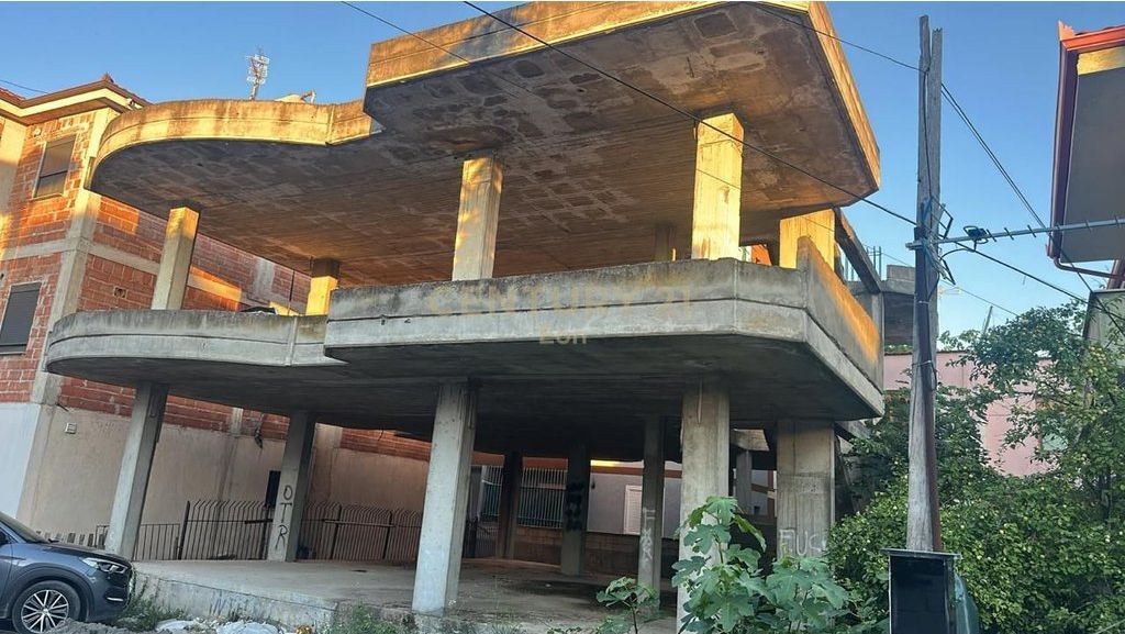 Edificio di 2 piani in vendita presso Ish Keneta, Durrës - 165000€ !