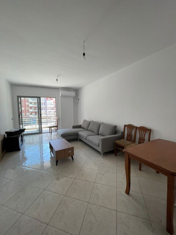 🏡 Jepet me Qira Apartament 1+1 në Astir