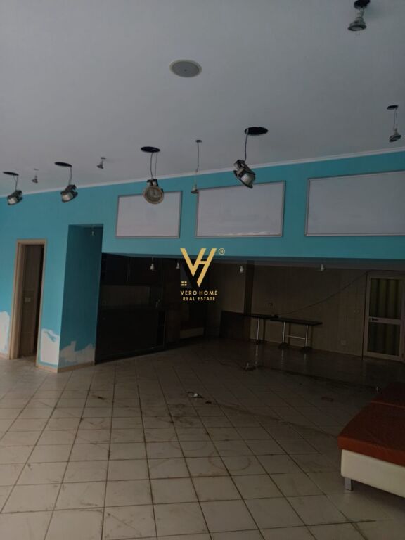 BUSINESS PREMISES 97 M2 FOR RENT NEAR THE BOTANICAL GARDEN 1,000 EURO