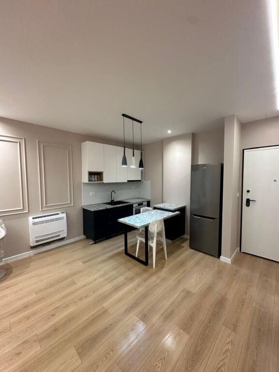 Univers City, jepet me qira apartment 1+1! 42.000 Leke