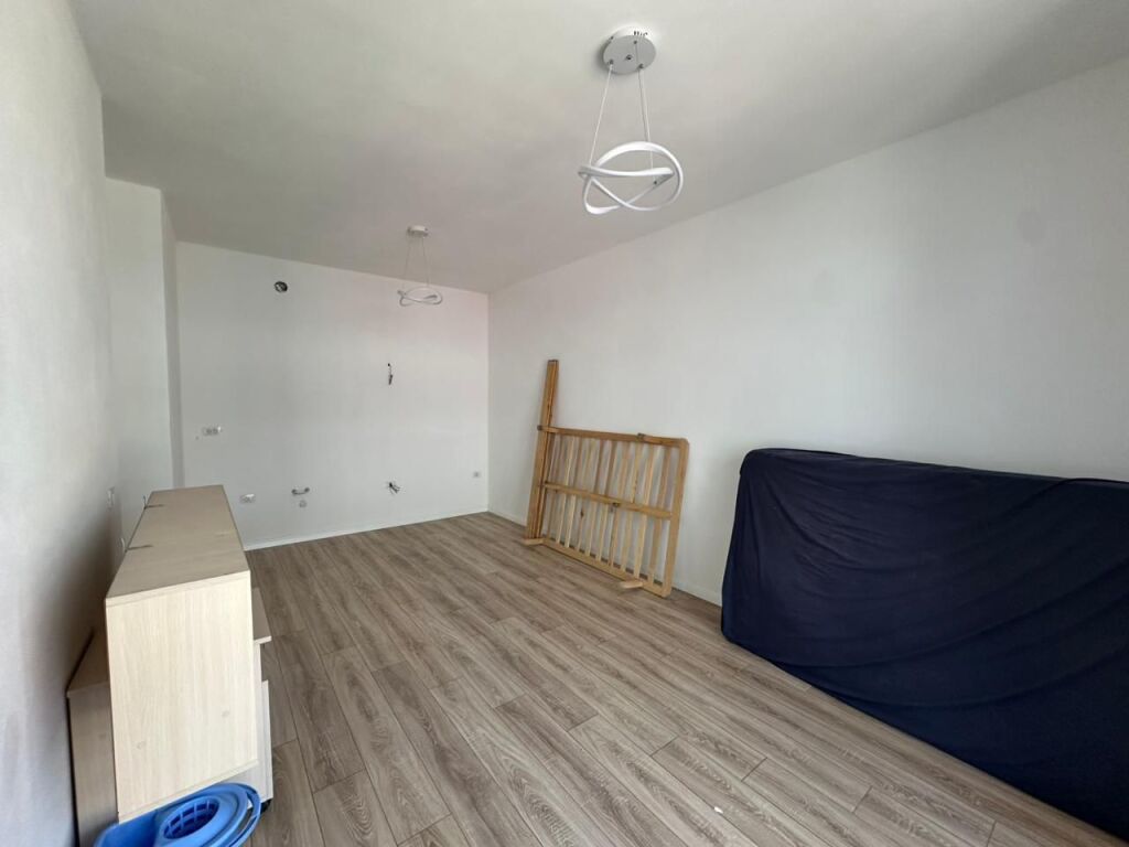 Apartment 1+1 for rent empty at Univers City