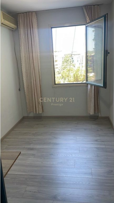 APARTAMENT 2+1 ME QIRA, NE KRAH TE AMBASADES AMERIKANE, TIRANE!