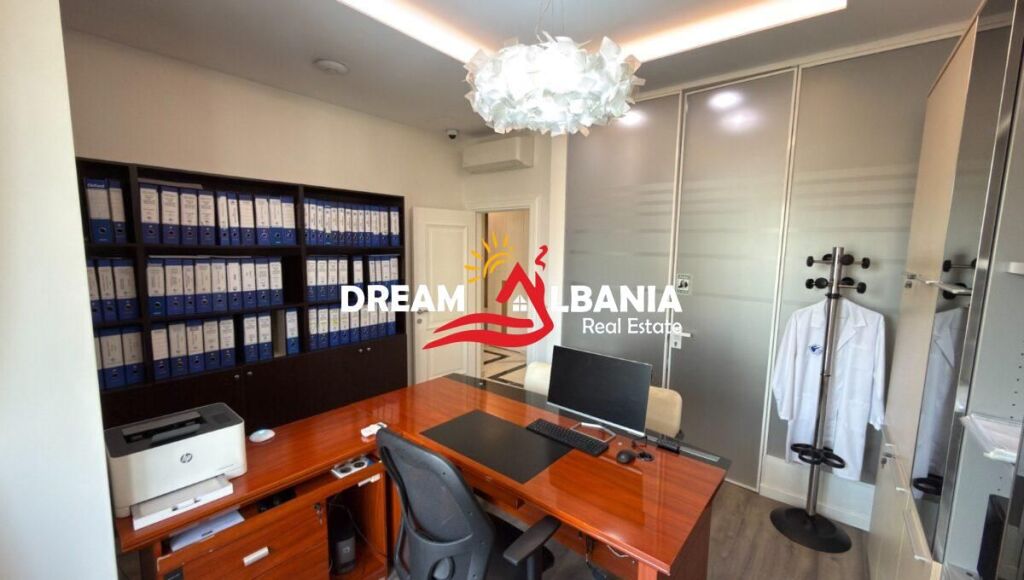 Office for rent 3+1+2 – Former Aviation Field, near Turdiu Palace (id 42611564)