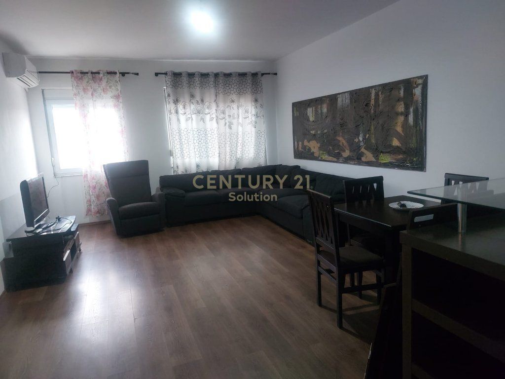 JEPET ME QIRA APARTAMENT 2+1, YZBERISHT 470 € /Muaj