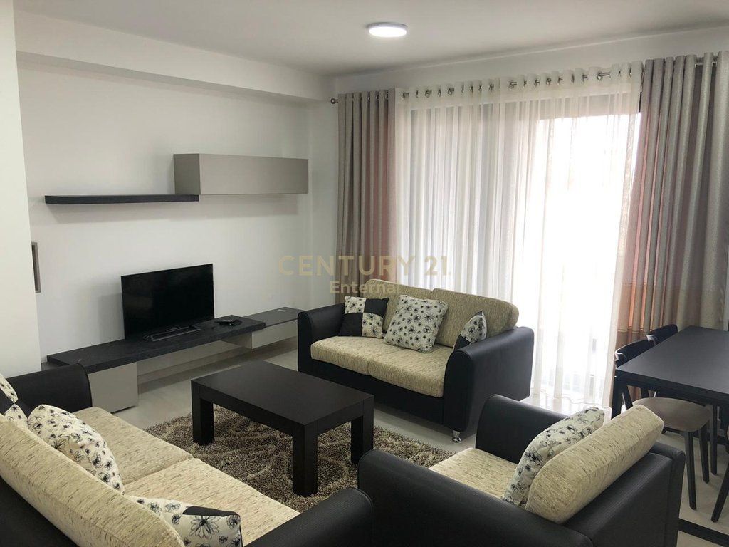 Apartament 2+1+2 Per Qira + Post Parkimi ne Park Gate