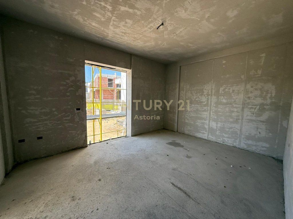 Appartamento di lusso 3+1+2+posto auto in vendita nella residenza "MAISON DE LA TERRE" Mjull-Bathore