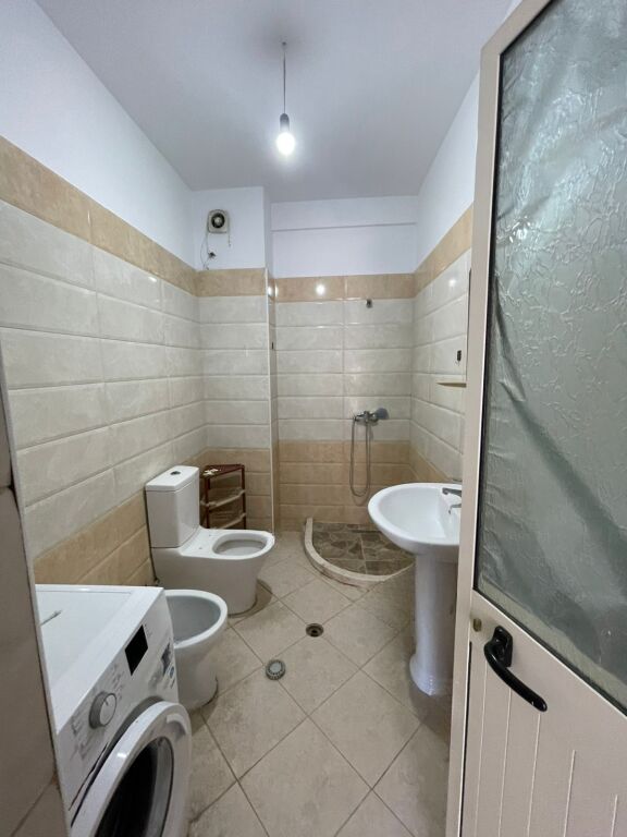 🏡 Jepet me Qira Apartament 1+1 në Astir