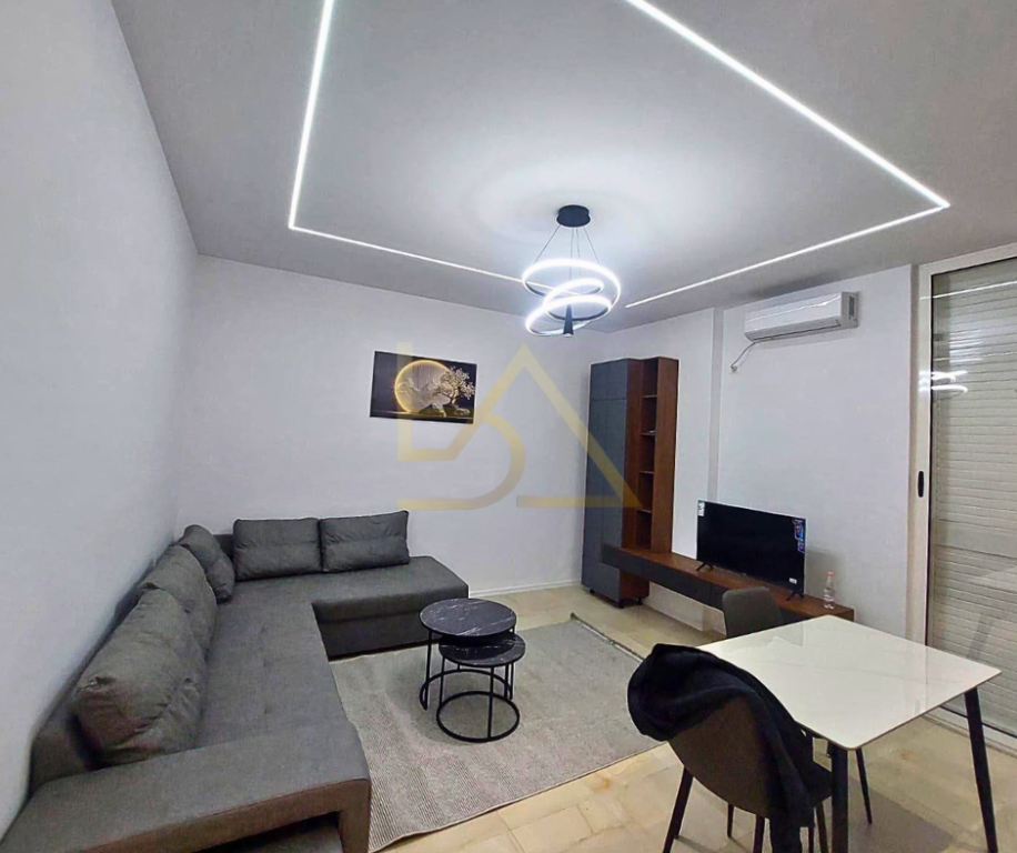 Shitet Apartament 1+1 – Kodra e Diellit, Tiranë