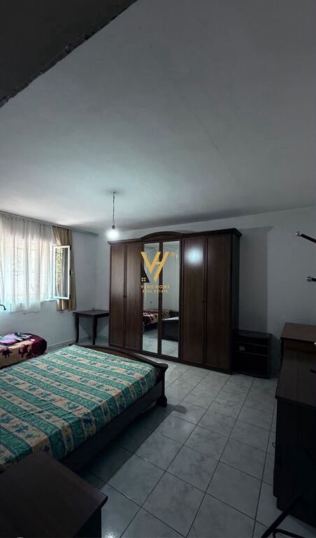 JEPET APARTAMENT 1+1 ME QERA TE ZOGU I ZI 40.000 LEKE