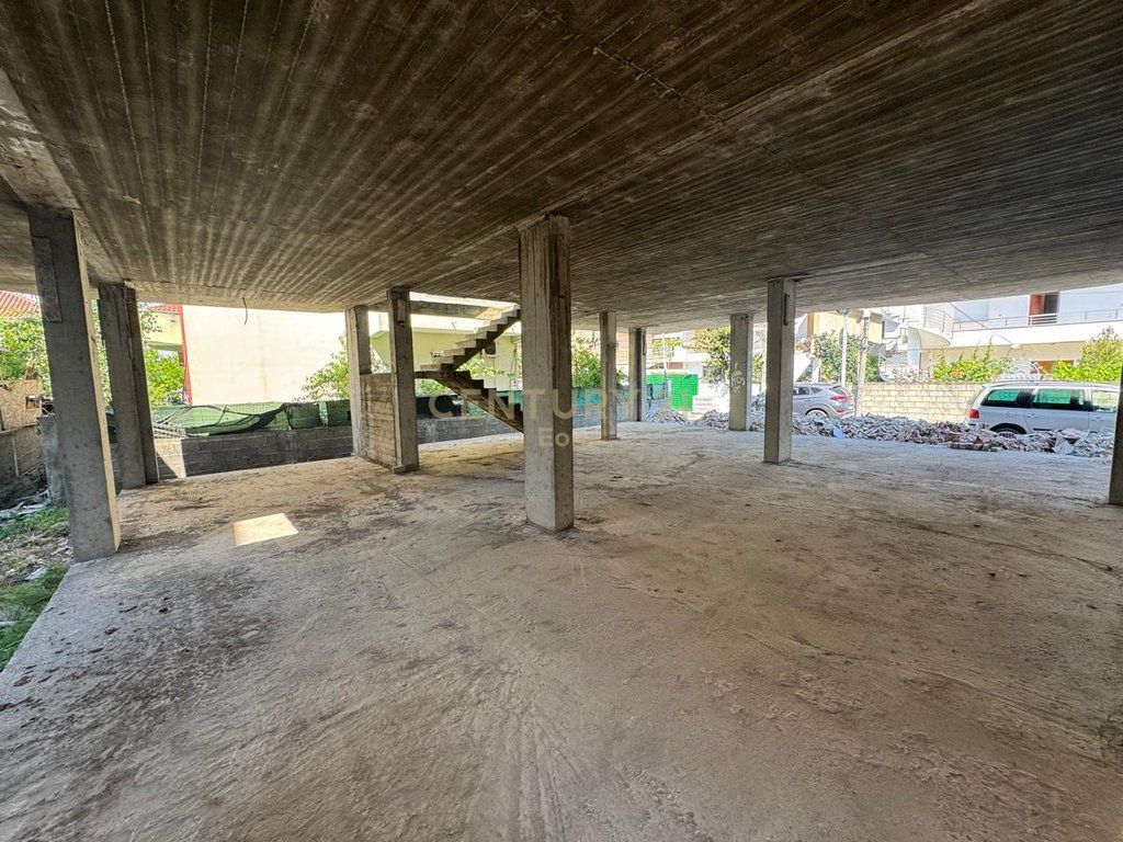 Edificio di 2 piani in vendita presso Ish Keneta, Durrës - 165000€ !