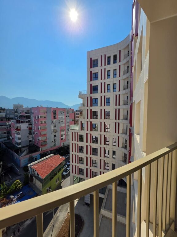 In Vendita: ✨️ Appartamento 3+1+2🚾 con 1 Balcone 📍(Zogu i Zi – Trius Residence) Superficie: 125,2 m² 🔥 7° Piano, Prezzo: €313K ✅️ Vista Panoramica Eccezionale