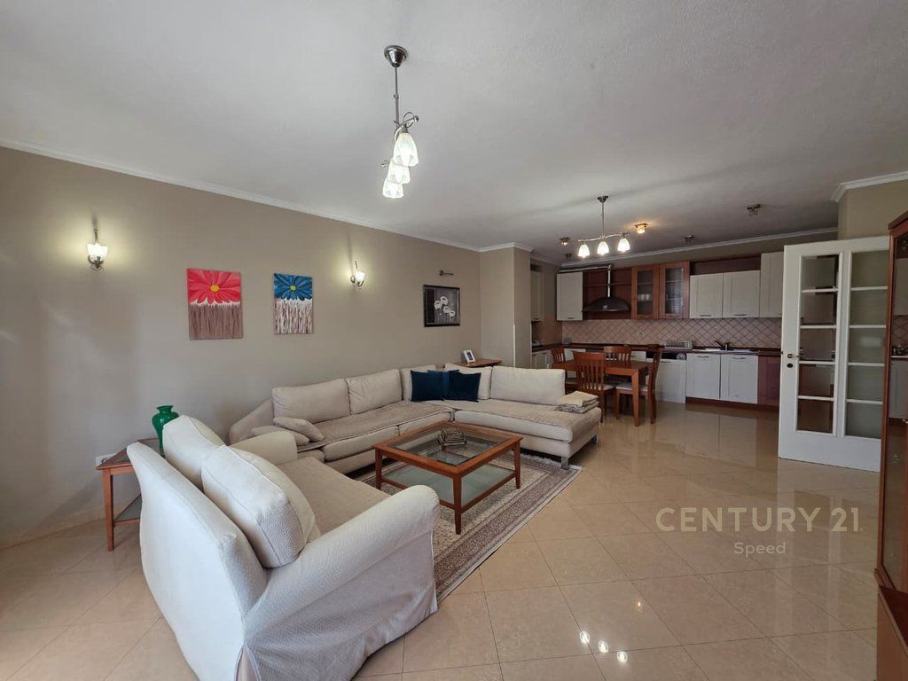 2+1 apartment for rent in Blloku