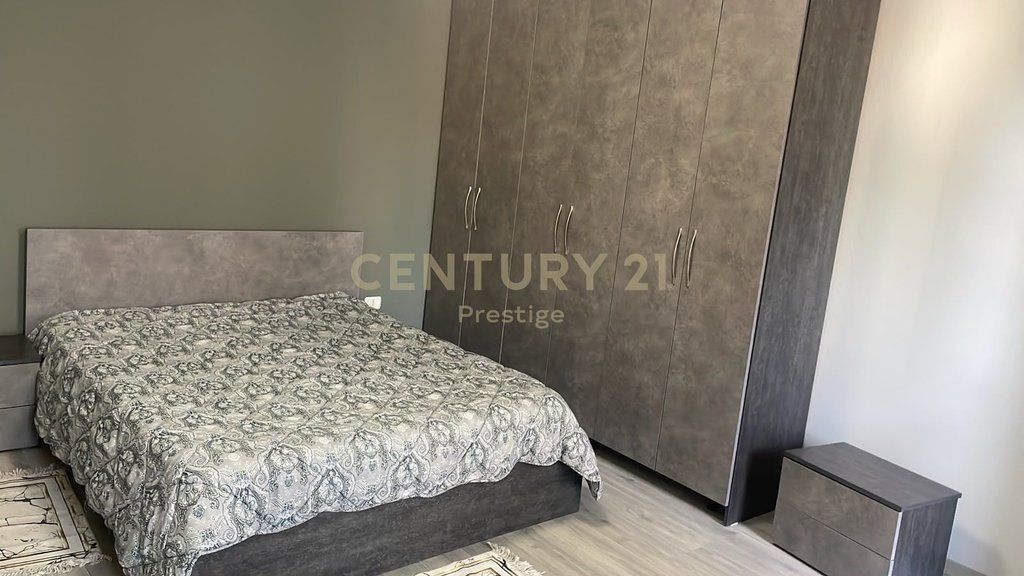 APARTAMENT 2+1 ME QIRA, NE KRAH TE AMBASADES AMERIKANE, TIRANE!