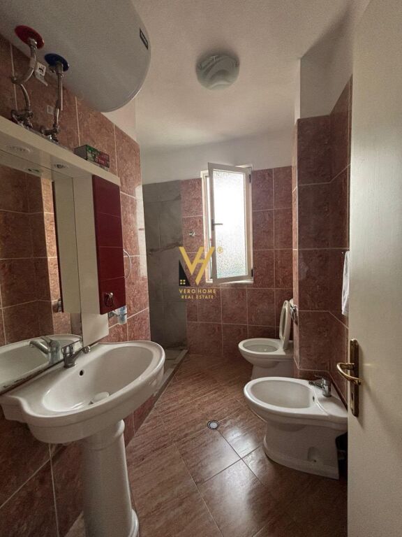 JEPET APARTAMENT 1+1+BLK ME QERA TE MYSLYM SHYRI 600 EURO