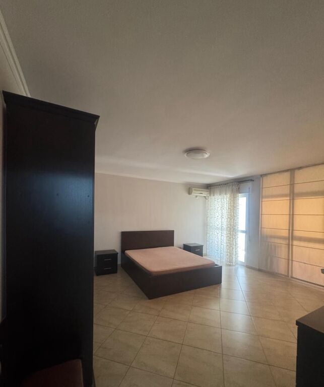 Apartment 2+1, Don Bosko!