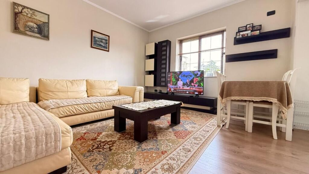 🏡 Appartamento 2+1 in vendita vicino a Via Fortuzi, Centro