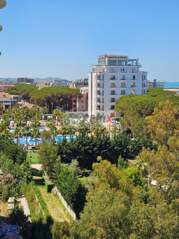 **SHITET APARTAMENT 1+1 ME PAMJE PANORAMIKE NGA DETI – KOMPLEKSI LIBURNA**