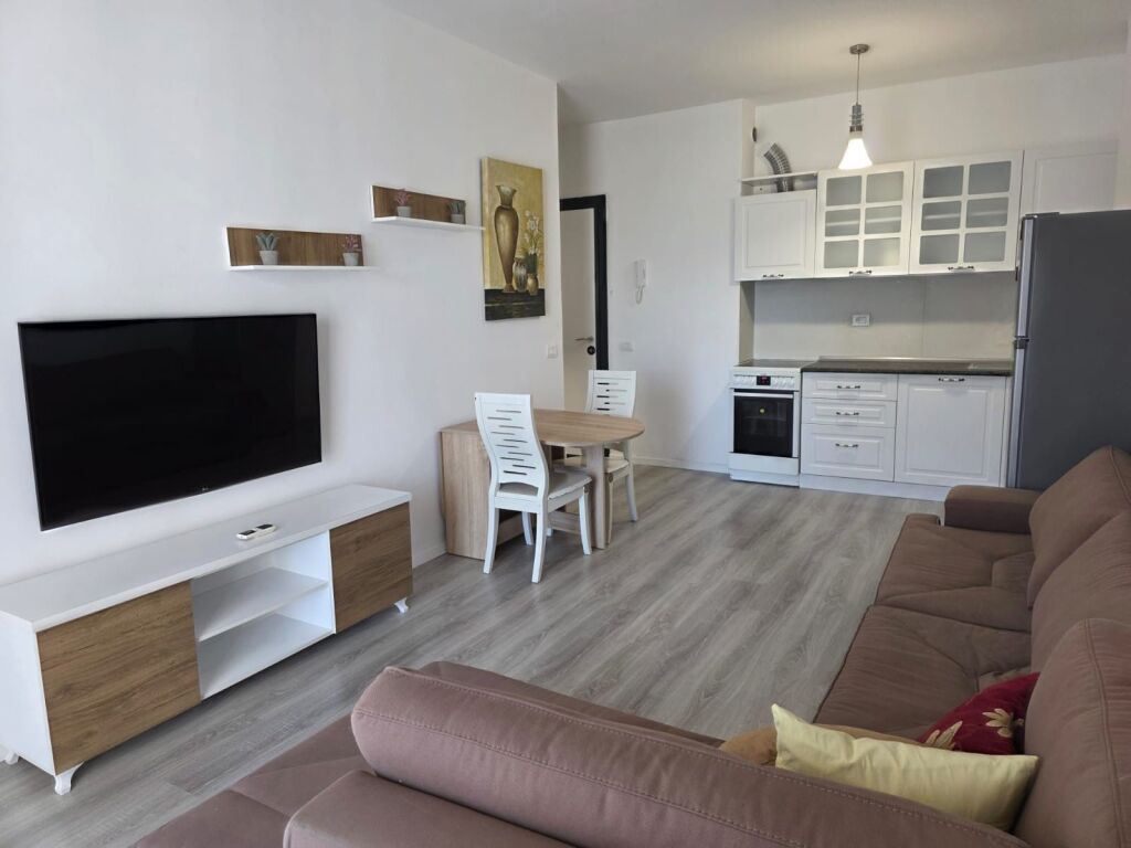 Laprake, kupola, apartment 1+1 for rent! 60,000 Leke