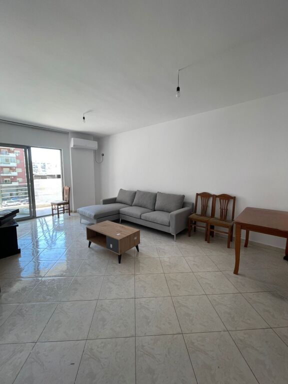 🏡 Jepet me Qira Apartament 1+1 në Astir