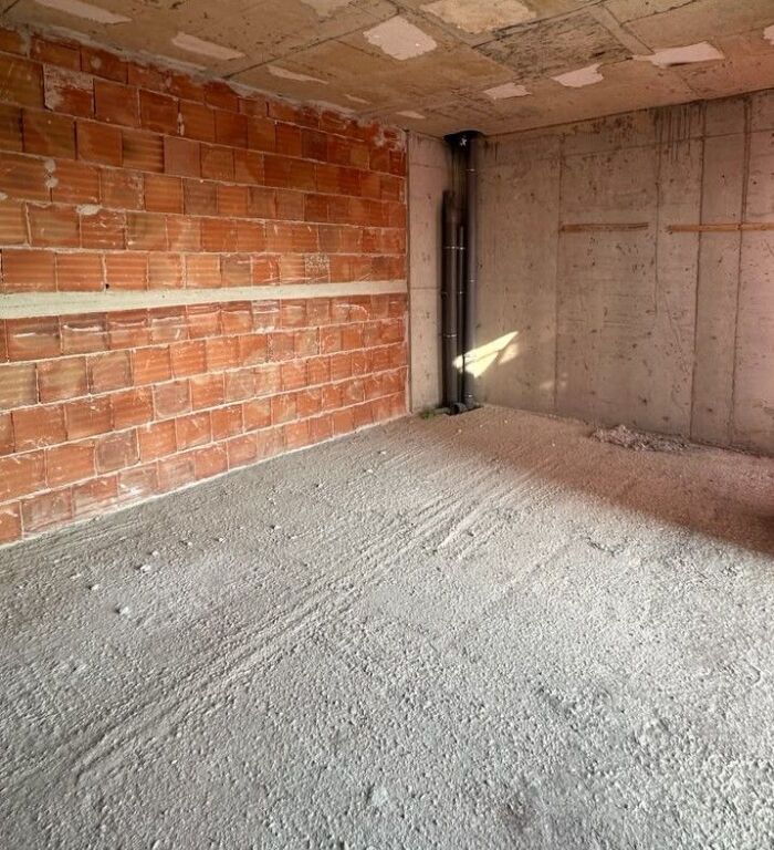 APARTMENT FOR SALE 1+1 PAZARI RI , KUQE SCHOOL