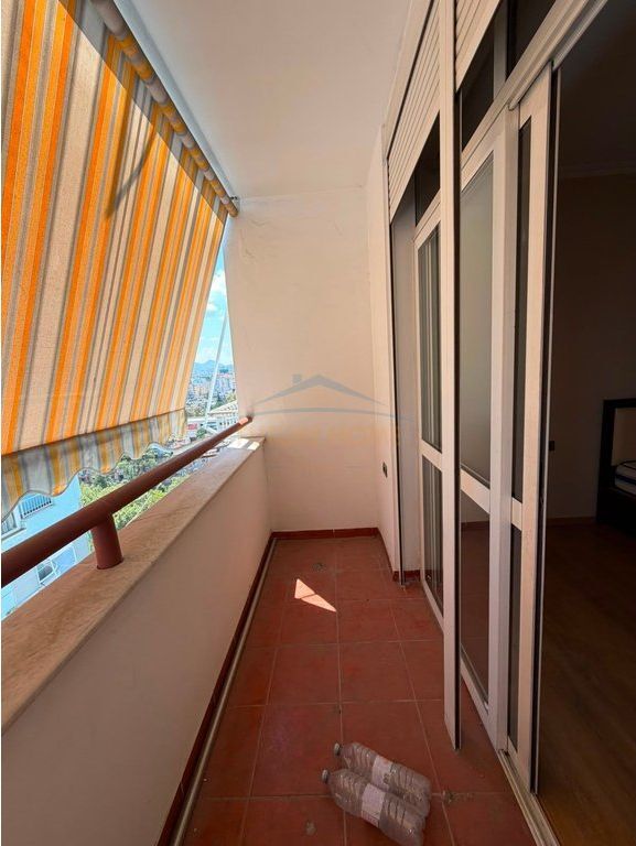Shitet , Apartament 3+1+2+Post Parkimi , Ish ekspozita , Tirane