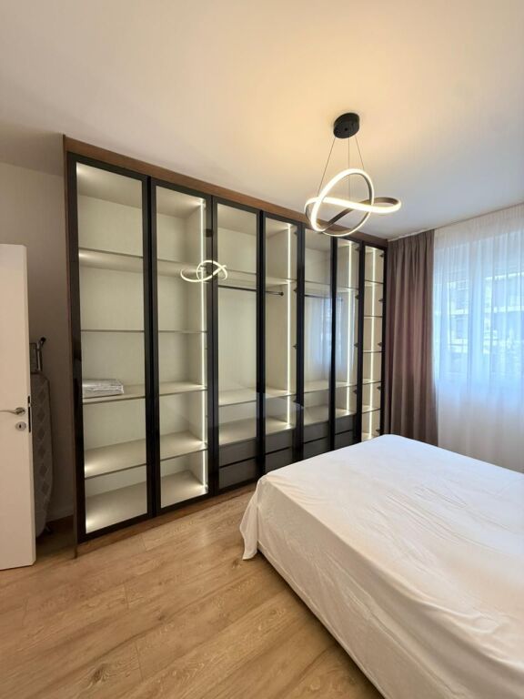 Apartament 1+1 per qera tek komuna e Parisit