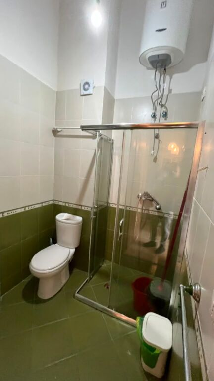 🏡 Vendesi in vendita Appartamento 1+1 a Mali i Robit, Golem – Complesso Kaltersia