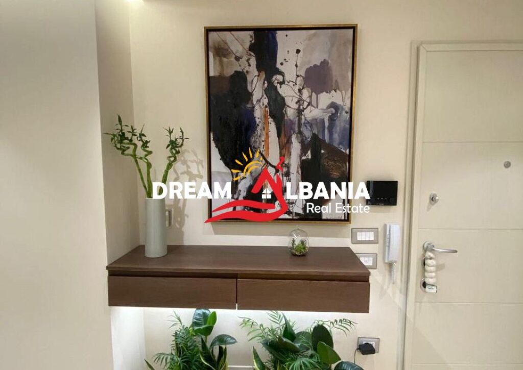 Shitet Apartament 3+1+2 luksoz tek Rezidenca Platea ne Fresk ID(4131508)