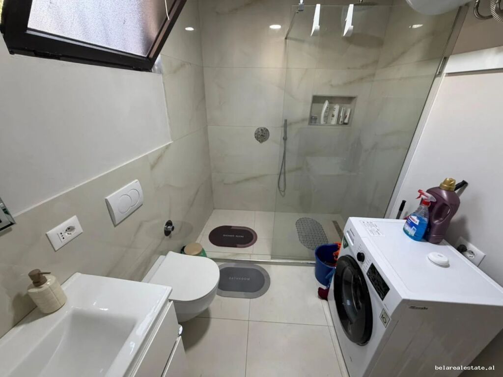 Vile Me Qera 1+1 Tek Shkolla E Kuqe (ID BV22642) Tirane
