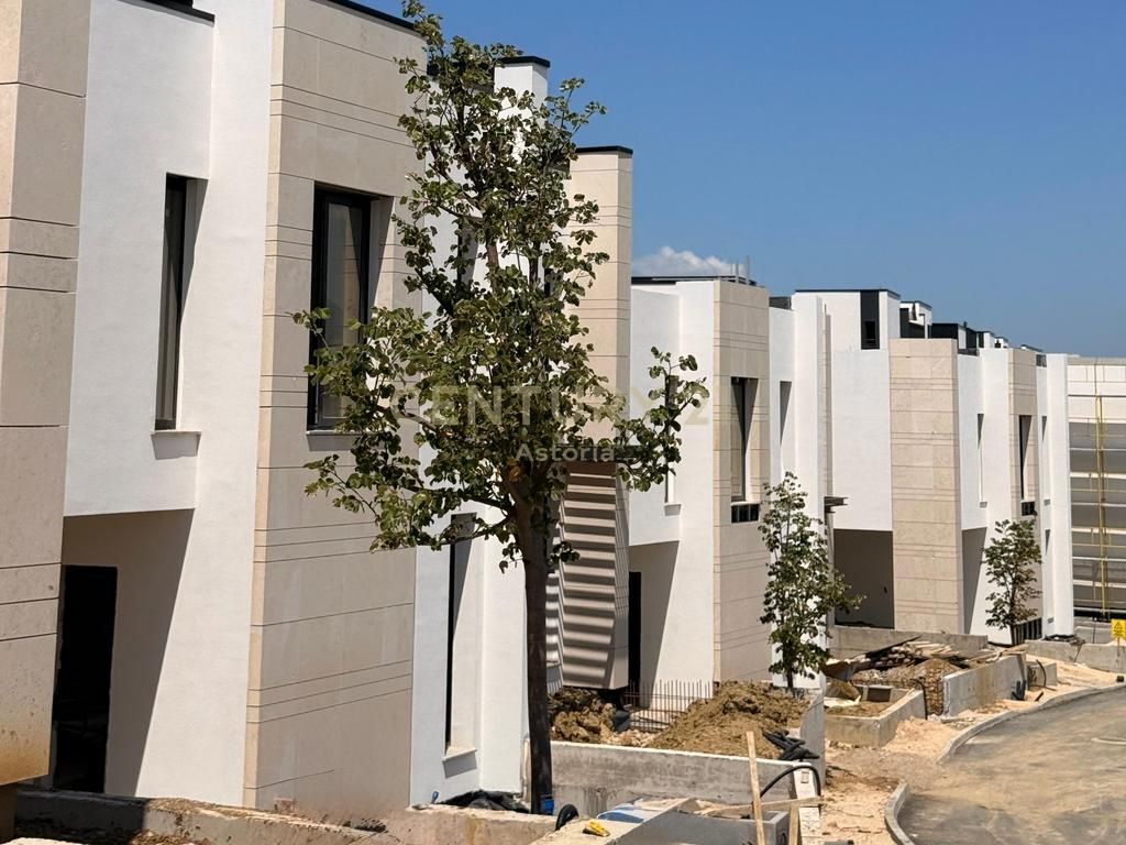 Appartamento di lusso 3+1+2+posto auto in vendita nella residenza "MAISON DE LA TERRE" Mjull-Bathore