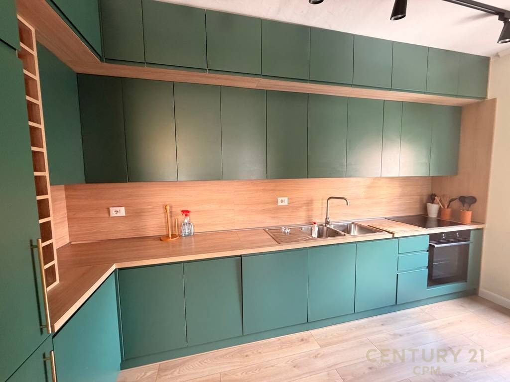 JEPET PER QIRA APARTAMENT 2+1+2 TEK KRISTAL CENTER!