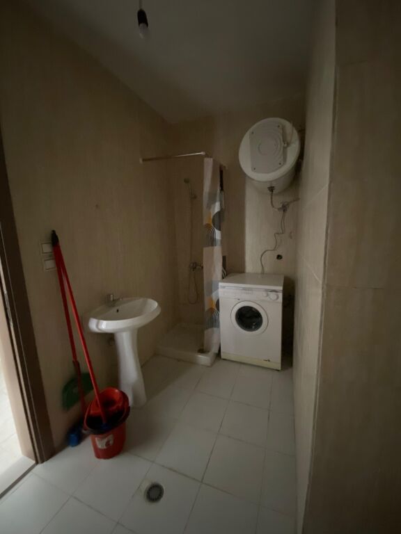 Shitet, Apartament 1+1, Në Plazh Iliria,Durres