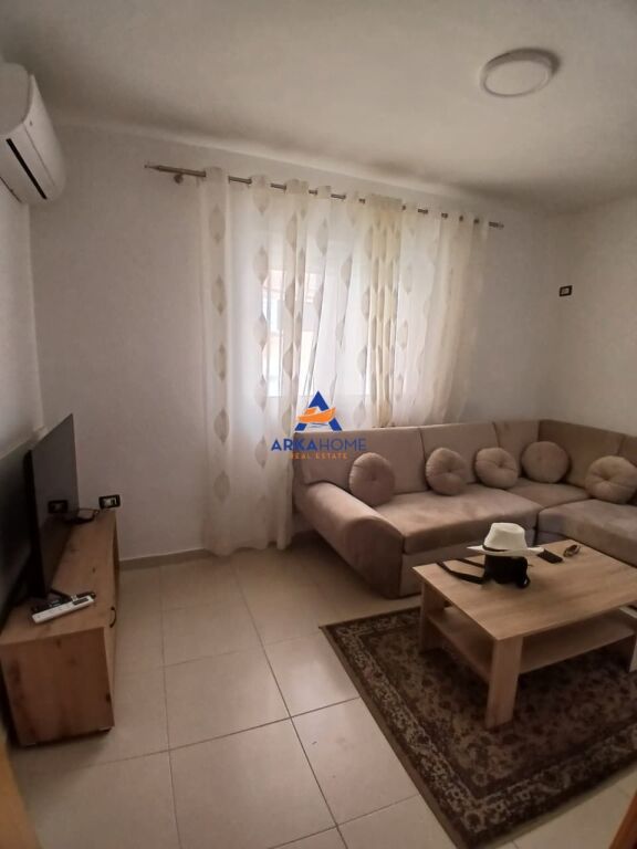 AFFITTASI APPARTAMENTO 1+1+VERANDA "VIA FORTUZI" 60.000 LEKE