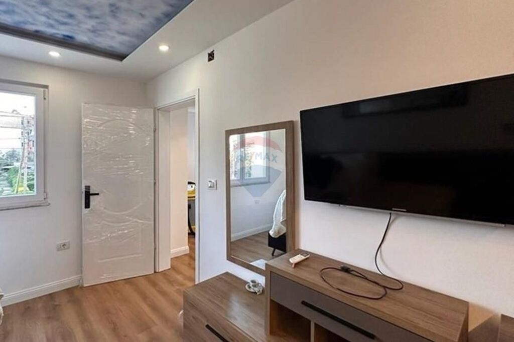 Villa - For Sale - Porcelan, Tirana