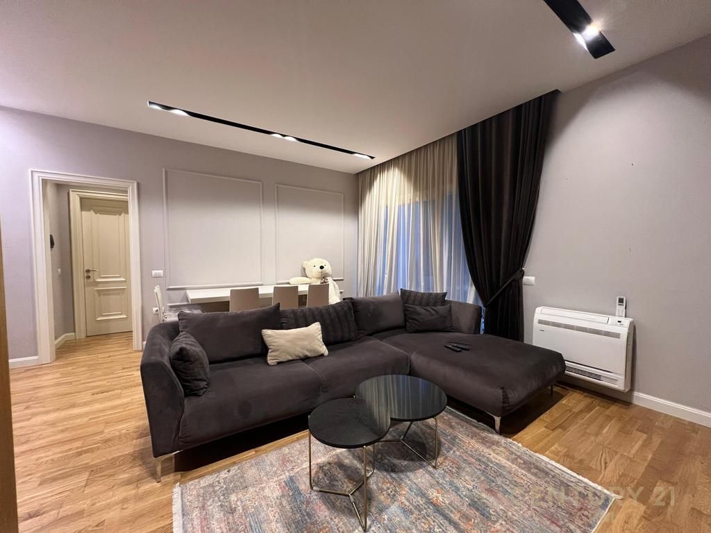 Apartament 1+1 per Qira tek Kopshti Botanik! 700 € /Muaj
