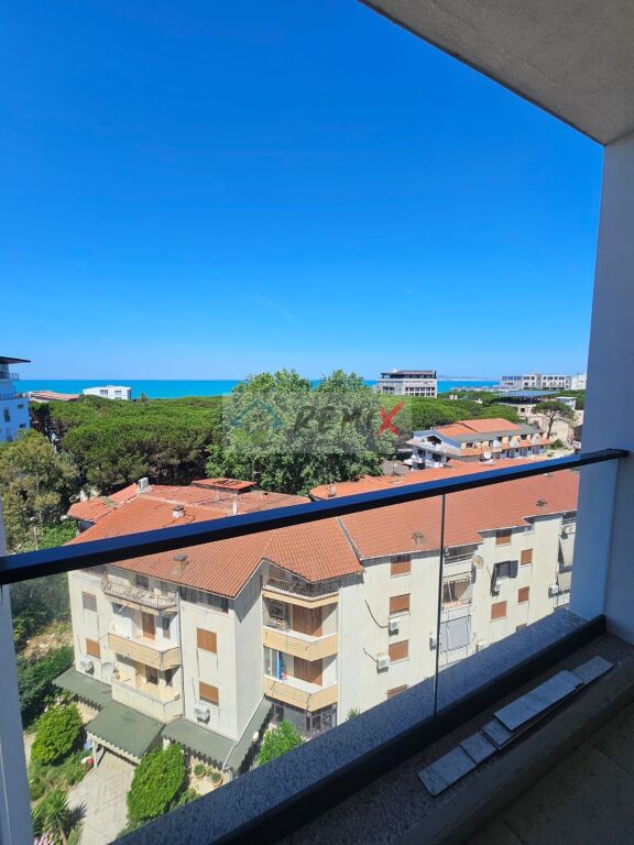 Shitet Apartament 1+1 te Kompleksi Liburna me Pamje të Plotë nga Deti
